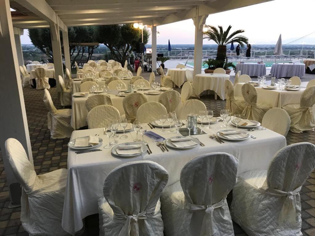 Hotel Ristorante Paradiso Albanella Eksteriør bilde