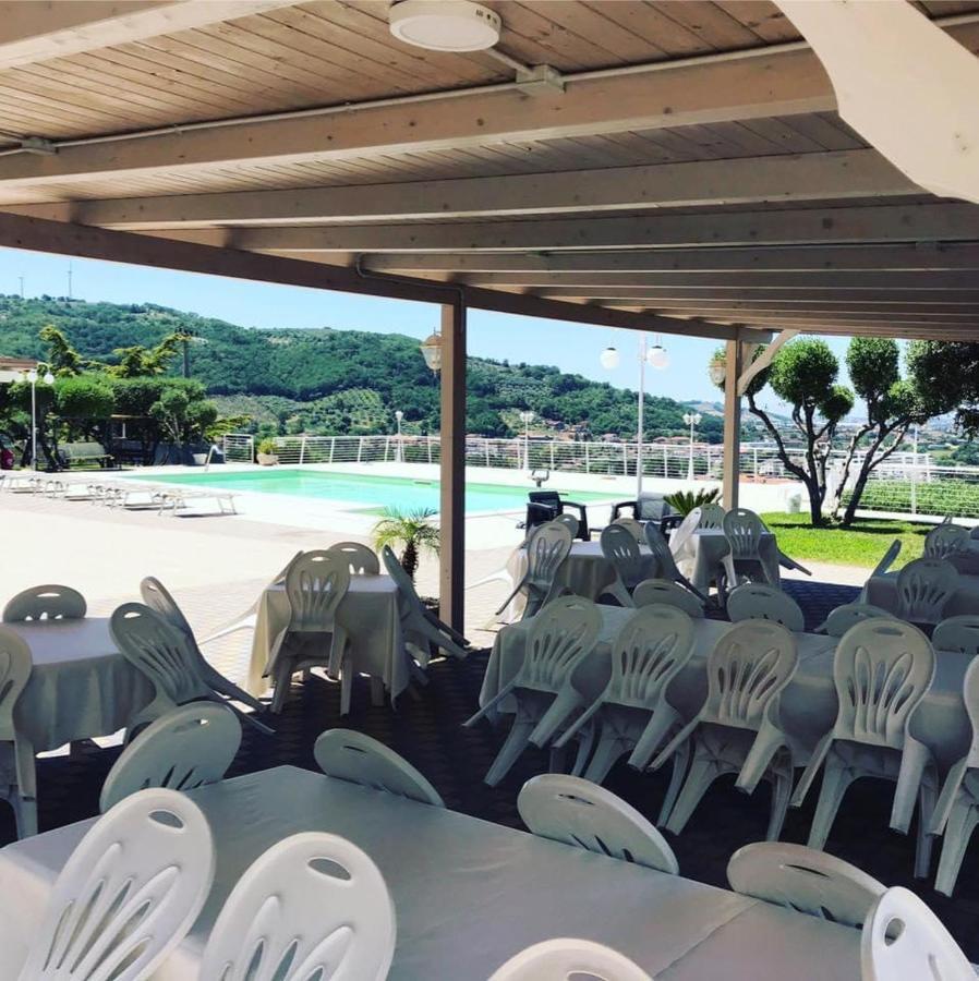 Hotel Ristorante Paradiso Albanella Eksteriør bilde