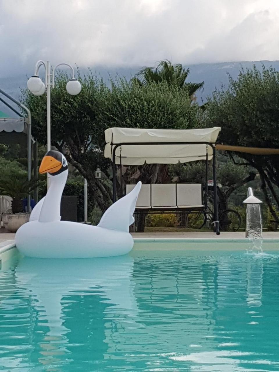 Hotel Ristorante Paradiso Albanella Eksteriør bilde